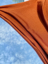 Carregar imagem no visualizador da galeria, Biquíni com Detalhe de Argola com Plissado