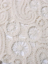 Carregar imagem no visualizador da galeria, Conjunto de blusa e Saia irregular de crochê.