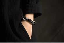 Carregar imagem no visualizador da galeria, Bracelete Geométrico - Madeira de Ébano
