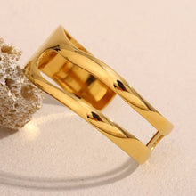 Carregar imagem no visualizador da galeria, Pulseira Geométrica - Aço Inoxidável com banho em Ouro