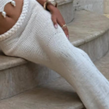 Carregar imagem no visualizador da galeria, Saia de Malha e Top em Crochê com Pérolas