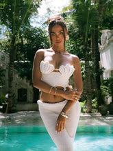 Carregar imagem no visualizador da galeria, Saia de Malha e Top em Crochê com Pérolas