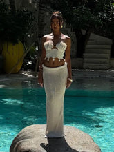 Carregar imagem no visualizador da galeria, Saia de Malha e Top em Crochê com Pérolas