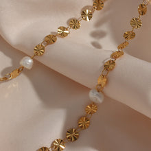 Carregar imagem no visualizador da galeria, Conjunto de Colar e Pulseira com Pérola de Agua Doce