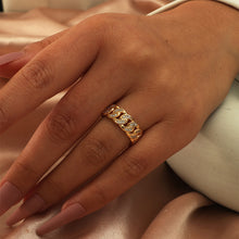 Carregar imagem no visualizador da galeria, Anel Barra Quadrada -Desing Geométrico