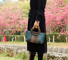 Carregar imagem no visualizador da galeria, Bolsa Palha com motivos Étnicos