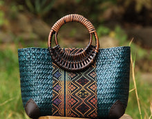 Carregar imagem no visualizador da galeria, Bolsa Palha com motivos Étnicos