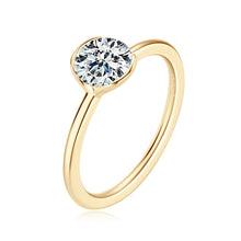 Carregar imagem no visualizador da galeria, Anel Solitário de Moissanite - Prata 925 e Chapeamento em Ouro 18k
