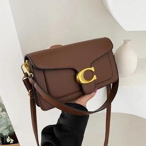 Bolsa Quadrada em Couro