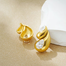Carregar imagem no visualizador da galeria, Brincos Gota de Zircônia Cúbica - Banho em Ouro (18k)
