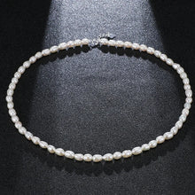 Carregar imagem no visualizador da galeria, Choker de Pérolas de Agua Doce Minimalista
