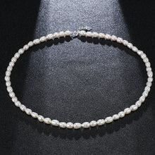 Carregar imagem no visualizador da galeria, Choker de Pérolas de Agua Doce Minimalista
