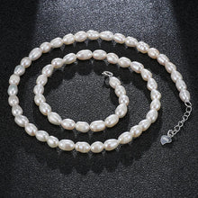 Carregar imagem no visualizador da galeria, Choker de Pérolas de Agua Doce Minimalista
