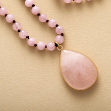 Carregar imagem no visualizador da galeria, Colar de Pedra Natural Rosa Quartzo 6mm
