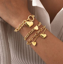 Carregar imagem no visualizador da galeria, Pulseiras Douradas - Aço Inoxidável
