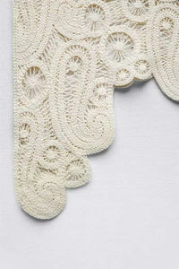 Conjunto de Top e Saia de Crochet Assimétricos