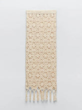 Carregar imagem no visualizador da galeria, Conjunto de Saia Midi e Blusa de Crochet
