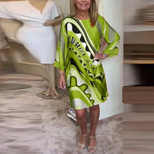Carregar imagem no visualizador da galeria, Vestido Estampado Lívia
