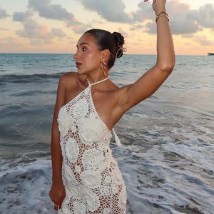 Vestido Longo de Renda e Crochê 3D