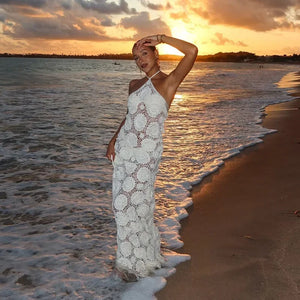 Vestido Longo de Renda e Crochê 3D