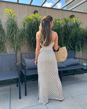 Carregar imagem no visualizador da galeria, Vestido do Verão - Malha de Crochê
