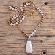 Colar Pedras Naturais - Howlita